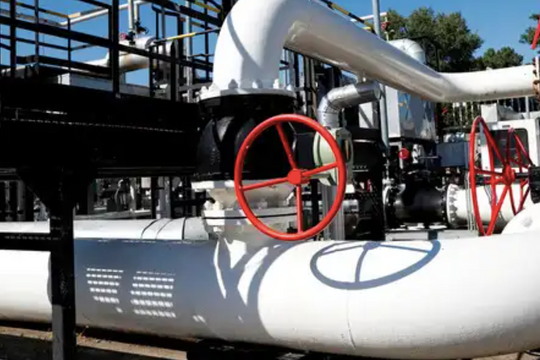 EU xem xét hạn chế dầu Nga qua đường ống Druzhba