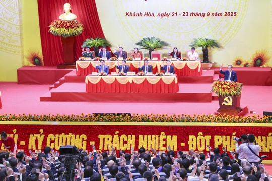 Đại hội đại biểu Đảng bộ tỉnh Khánh Hòa lần thứ I, nhiệm kỳ 2025 - 2030 Phiên trù bị diễn ra trong không khí trang nghiêm, đoàn kết, thống nhất