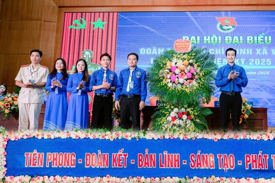 Xã Vân Đình (Hà Nội) Người trẻ là “hạt nhân” chuyển đổi số, xây dựng xã hội số