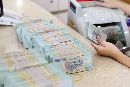 Từ 1/11, NHNN yêu cầu báo cáo các giao dịch chuyển tiền từ 500 triệu đồng và 1.000 USD trở lên
