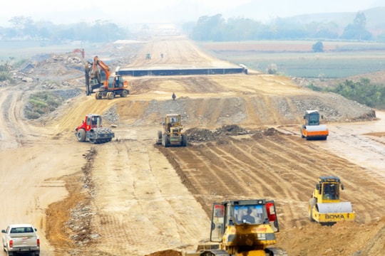 Nỗ lực hoàn thành đúng tiến độ các dự án trọng điểm ngành Giao thông vận tải