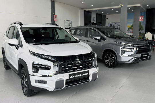 Phân khúc xe đa dụng MPV: Cuộc đua giữa xăng và điện đang nóng lên