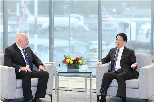 Chủ tịch nước Lương Cường tiếp Chủ tịch Tập đoàn Costco