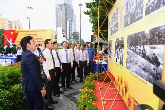 TP Hồ Chí Minh khai mạc triển lãm về lịch sử và thời đại
