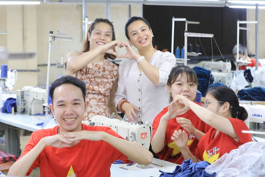 Bước ngoặt mới - Người khuyết tật có cơ hội học nghề miễn phí