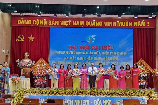 Bà Nguyễn Thị Thu Hà là Chủ tịch Hội Liên hiệp Phụ nữ phường Bạch Mai