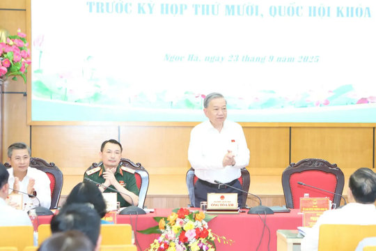 [Ảnh] Tổng Bí thư Tô Lâm tiếp xúc cử tri Hà Nội trước Kỳ họp thứ 10 Quốc hội khóa XV