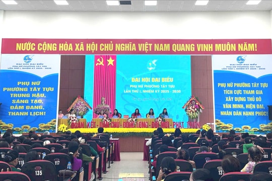 Bà Phạm Thị Diễm Hằng là Chủ tịch Hội Liên hiệp phụ nữ phường Tây Tựu