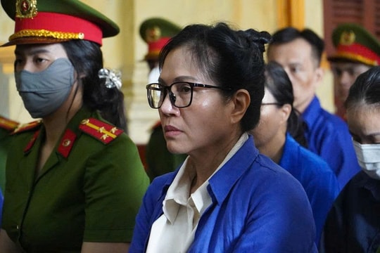 Xét xử nguyên Tổng Giám đốc SJC và 15 đồng phạm