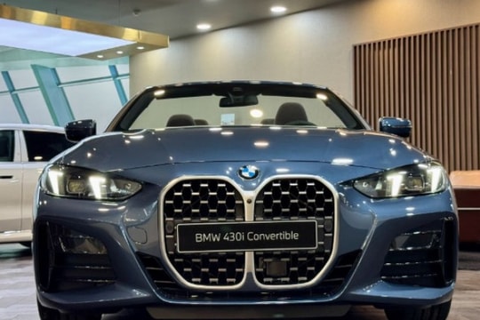 BMW 430i Convertible 2025 về đại lý: Xe thể thao giá 3,399 tỷ đồng
