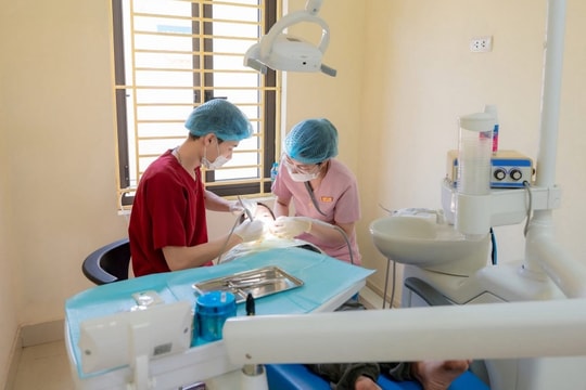 Dùng y đức để "nuôi lớn" những nụ cười hạnh phúc