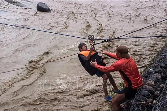 Philippines: Trường học đóng cửa phòng bão Bualoi đổ bộ