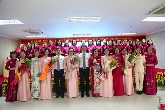 Phụ nữ phường Dương Nội đoàn kết, sáng tạo xây dựng phường giàu đẹp, văn minh 