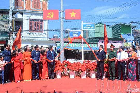 Điện Biên: gắn biển tên nhiều tuyến đường trên địa bàn phường Điện Biên Phủ và Mường Thanh