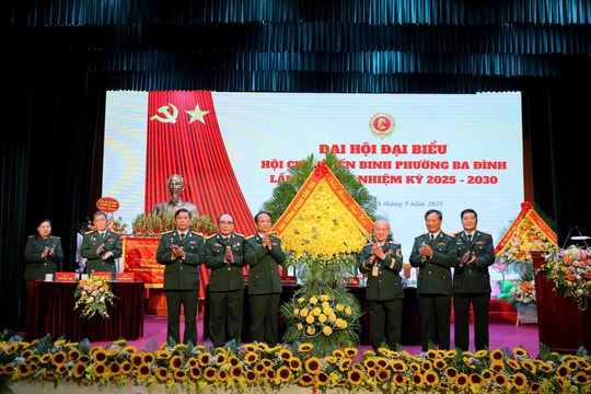 Đại tướng Phạm Văn Trà dự Đại hội Hội Cựu chiến binh phường Ba Đình