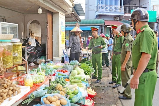 Quyết tâm lập lại trật tự đô thị trên các tuyến phố