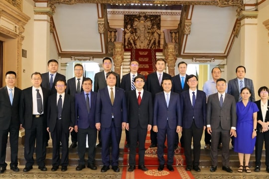 TP Hồ Chí Minh và Quảng Châu thúc đẩy hợp tác nhiều lĩnh vực