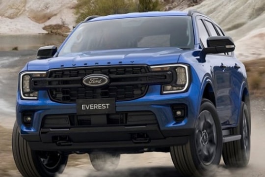 Ford Everest Sport Bi-Turbo 2026 trình làng: Giới hạn chỉ 700 xe