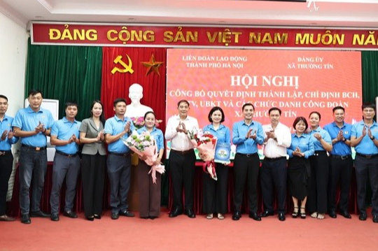 Công bố quyết định thành lập Công đoàn xã Thường Tín