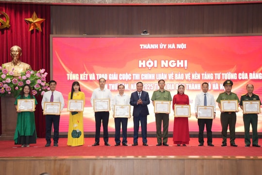 Khen thưởng 99 tác phẩm đạt giải Cuộc thi chính luận bảo vệ nền tảng tư tưởng của Đảng lần thứ Năm