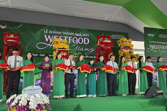 Cần Thơ: khánh thành nhà máy chế biến nông sản, chào mừng Đại hội đại biểu Đảng bộ thành phố