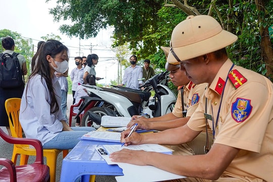 Bài 2: Mạnh tay xử lý vi phạm