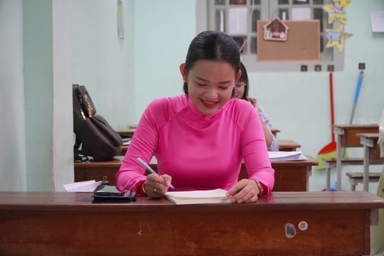 TP Hồ Chí Minh: Hơn 10.000 thí sinh thi tuyển dụng giáo viên năm học 2025-2026