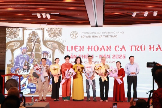 Khai mạc Liên hoan Ca trù Hà Nội lần thứ tư