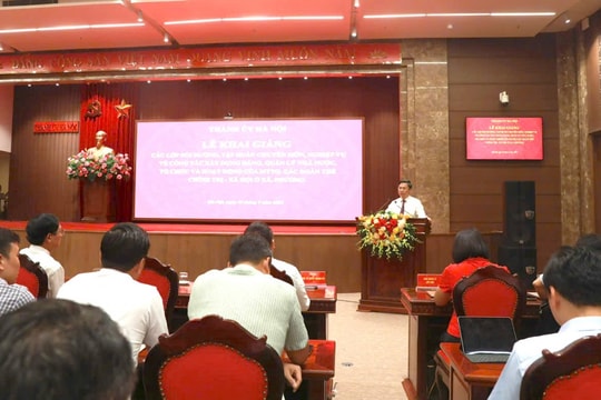 Hà Nội tập huấn chuyên môn, nghiệp vụ cho lãnh đạo các xã, phường