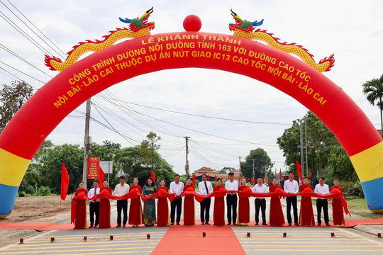 Lào Cai khánh thành đường nối tỉnh lộ 163 với cao tốc Nội Bài – Lào Cai