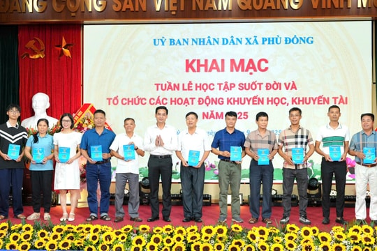 Xã Phù Đổng tổ chức khai mạc Tuần lễ học tập suốt đời
