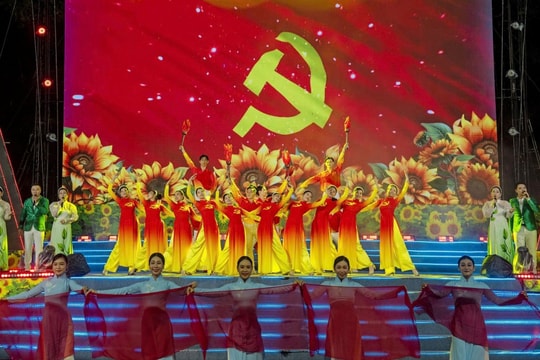 Cần Thơ "Lời ca dâng Đảng" lan tỏa niềm tin và khí thế mới