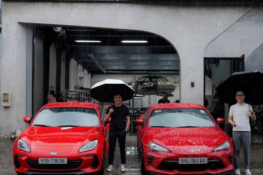 Doanh nhân Nguyễn Quốc Cường bổ sung Subaru BRZ số sàn vào gara