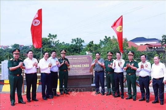 Thủ tướng: Cầu Phong Châu mới là nhịp cầu hàn gắn vết thương và nhen lên niềm tin, hạnh phúc