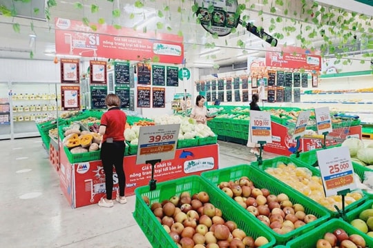 Siêu thị sẵn sàng nguồn hàng ứng phó bão số 10