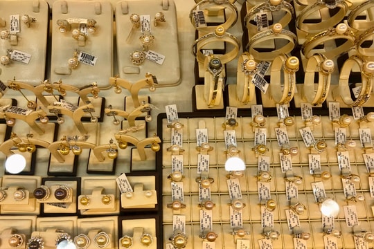 Sáng 29-9, giá vàng tăng lên mức cao nhất gần 3 tuần qua