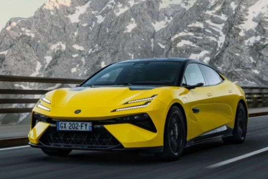 Lotus Emeya - siêu sedan điện đối đầu Porsche Taycan, sắp ra mắt Việt Nam