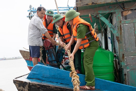 Tin tức đặc biệt trên báo in Hànộimới ngày 30-9-2025