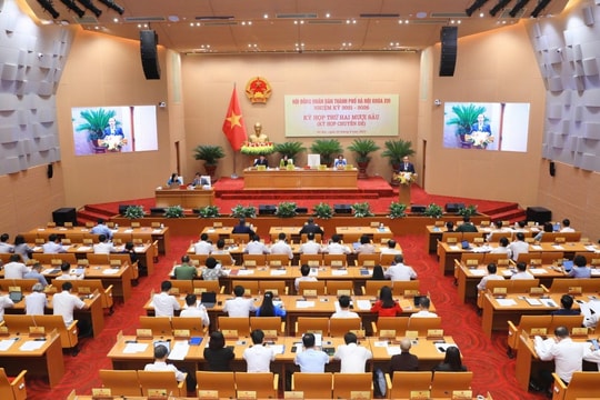 Khai mạc Kỳ họp 26 HĐND Thành phố khóa XVI: Xem xét một số nội dung liên quan đến hoạt động chính quyền 2 cấp