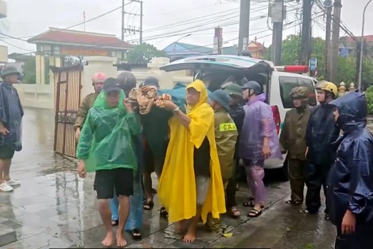 Thanh Hóa: Bí thư Chi bộ thôn tử vong khi đi giúp dân chống bão số 10