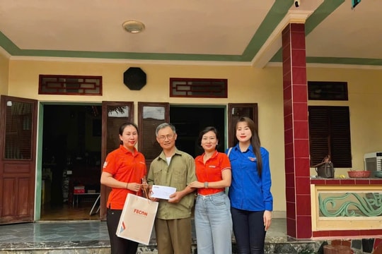 Chăm lo người lao động bằng nghĩa cử cao đẹp