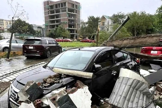 "Nhói lòng" những hình ảnh tàn phá khủng khiếp do bão số 10
