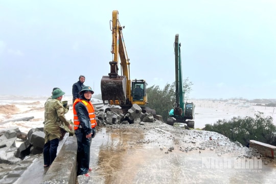 Miền Bắc tiếp tục mưa lớn, lũ trên các sông dâng cao