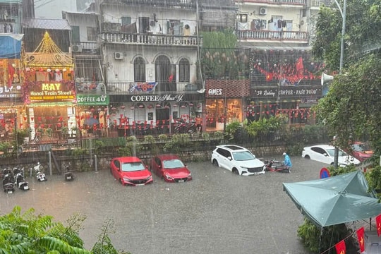 Khuyến cáo bảo đảm an toàn điện khi mưa lớn