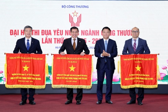 Phó Thủ tướng Lê Thành Long: Ngành Công thương cần đưa phong trào thi đua thành động lực đổi mới, sáng tạo, cống hiến