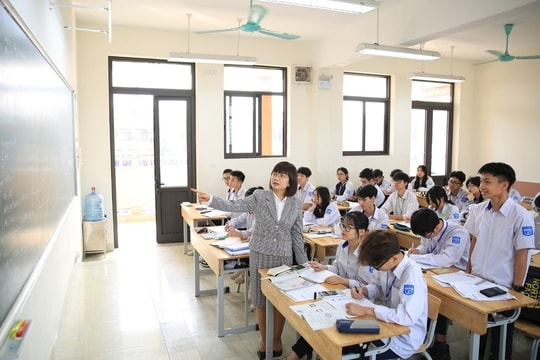 [Podcast] Hà Nội khẩn cấp bảo đảm an toàn trường học trước bão số 10