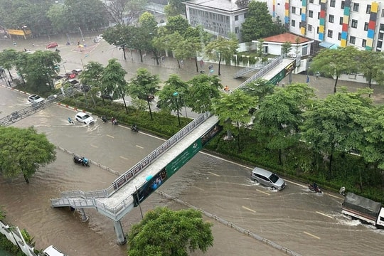 Ảnh hưởng bão số 10, các trường học chủ động xây dựng phương án học tập