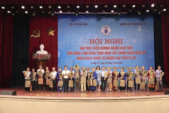 Vì một cộng đồng khỏe mạnh, cùng chung tay chăm sóc sức khỏe người cao tuổi