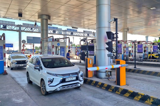 Ngày đầu triển khai Nghị định số 119 tại TP Hồ Chí Minh: Tạo thuận lợi cho các phương tiện lưu thông qua trạm