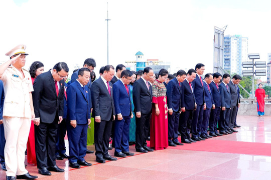 500 đại biểu tham dự Đại hội Đảng bộ tỉnh Nghệ An lần thứ XX